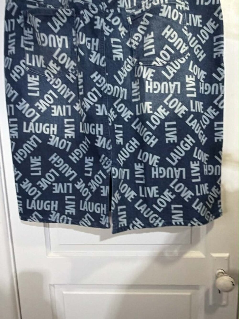 Ashley Stewart Blue jean Skirt size 20 live laugh love print